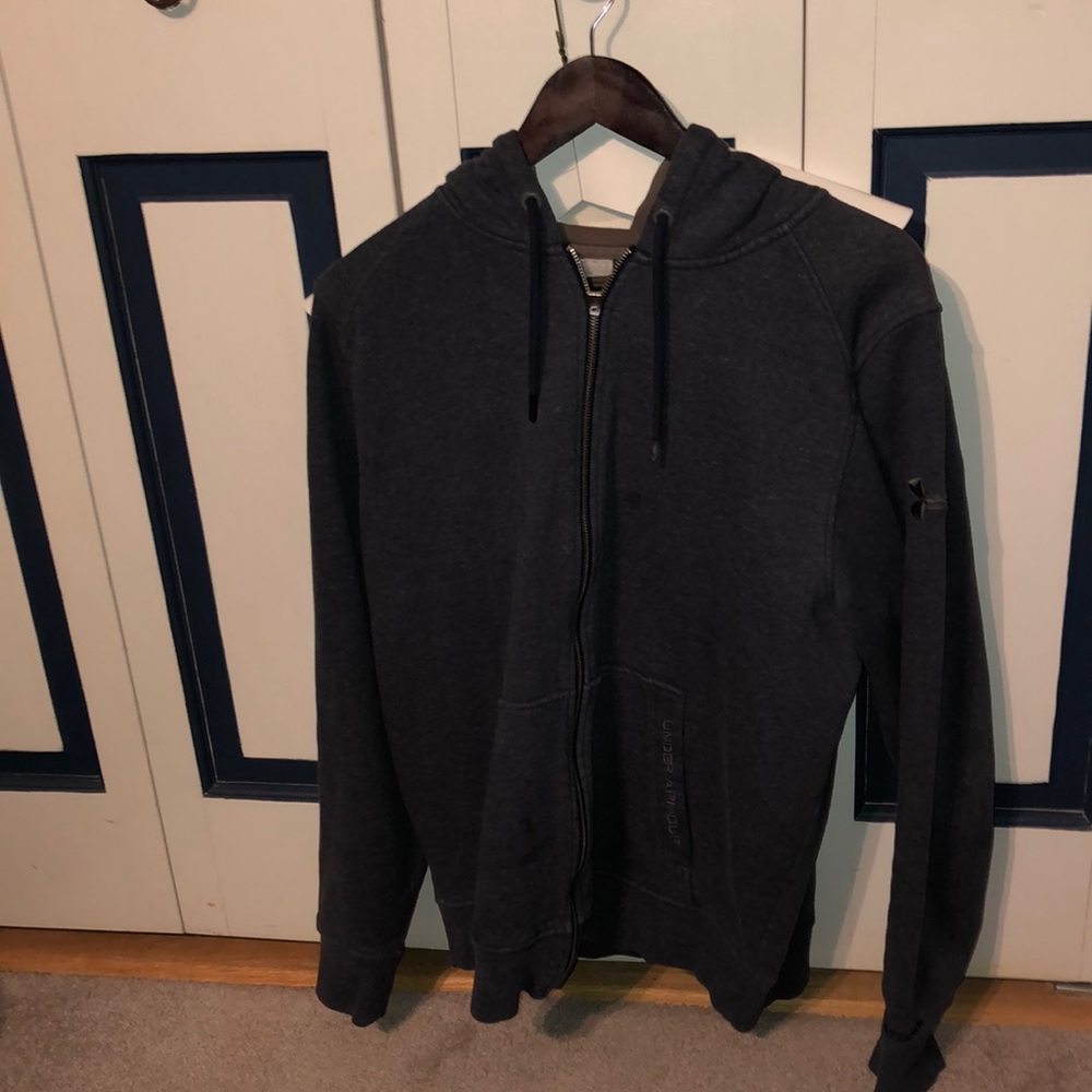 Under Armour men’s “storm” sweatshirt